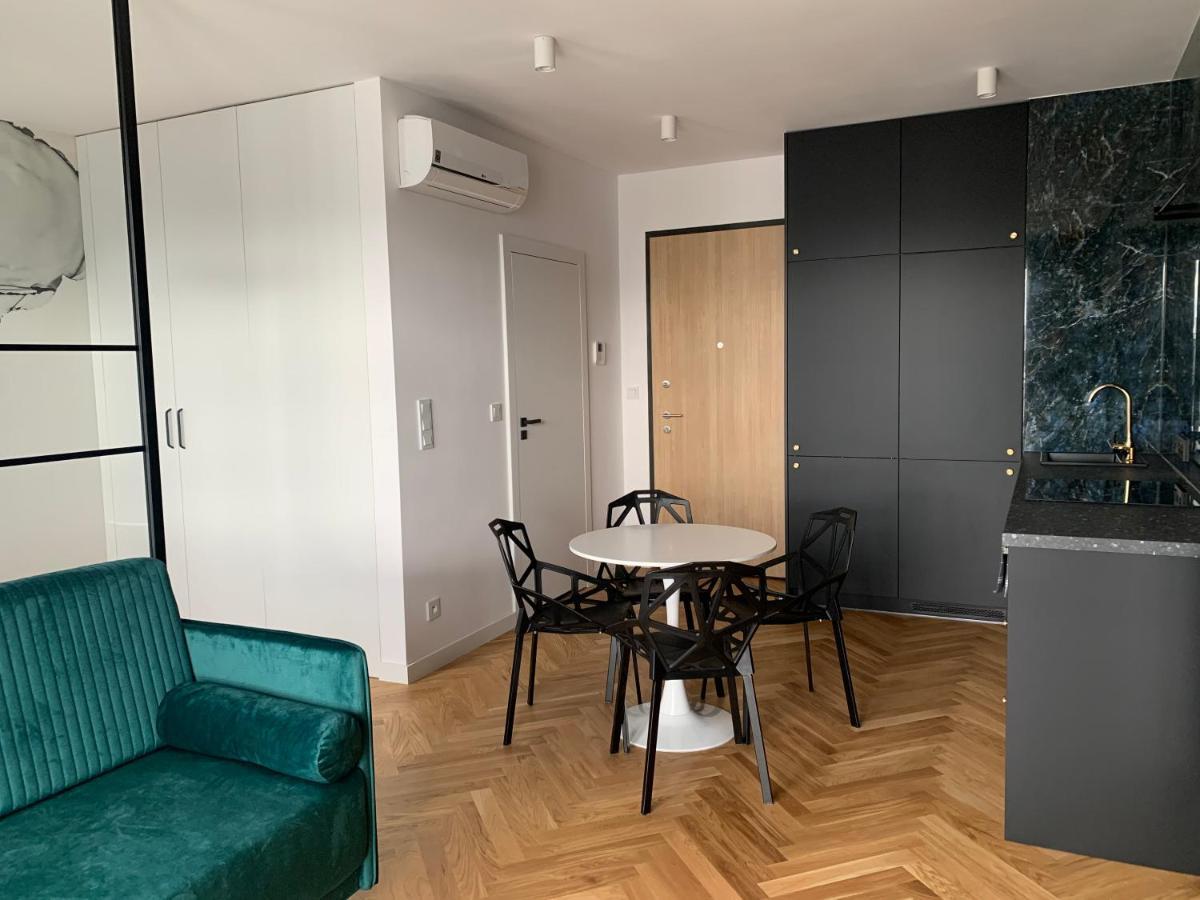 Apartamenty Wola Goleszowska Varsó Kültér fotó